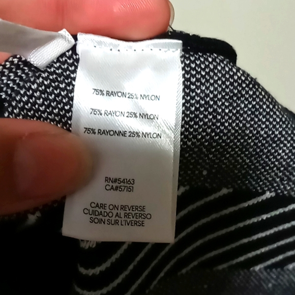 Knit skirt - Picture 4 of 7